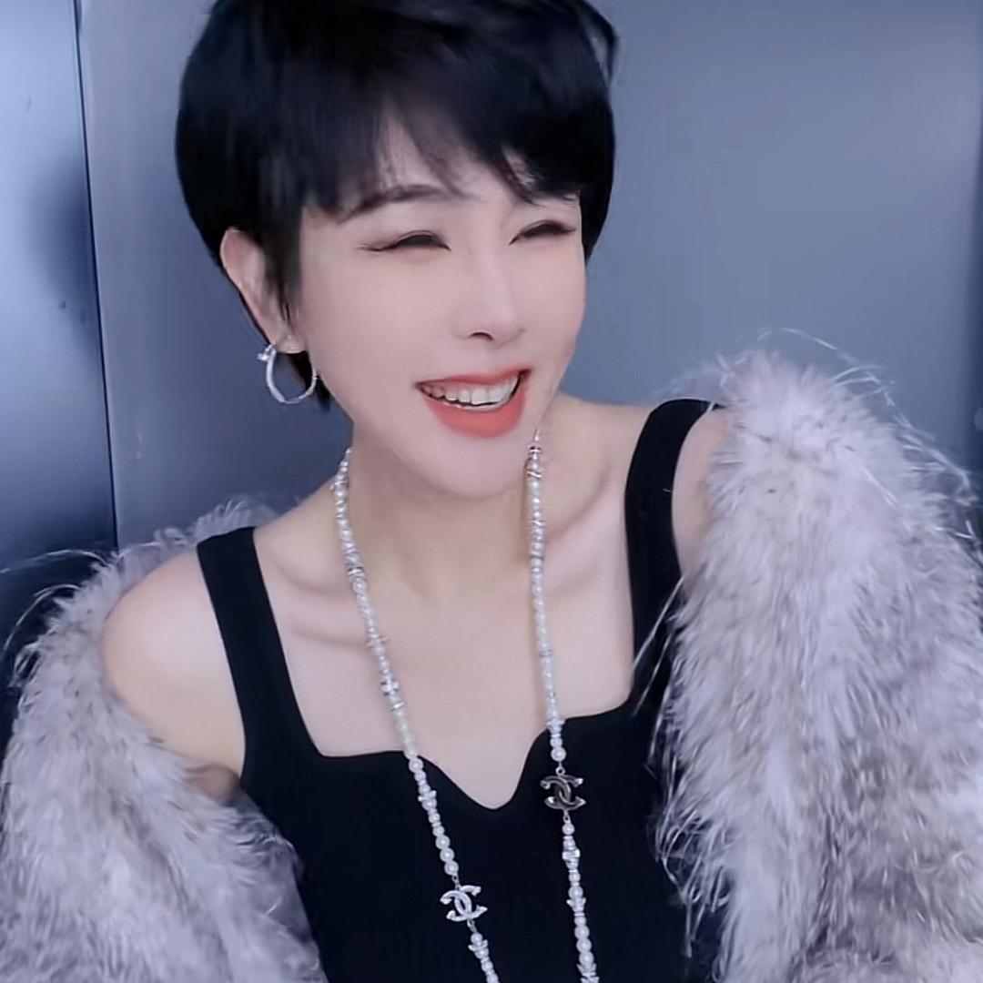 青岛老板娘徐大慧