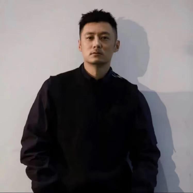 偶尔不行.