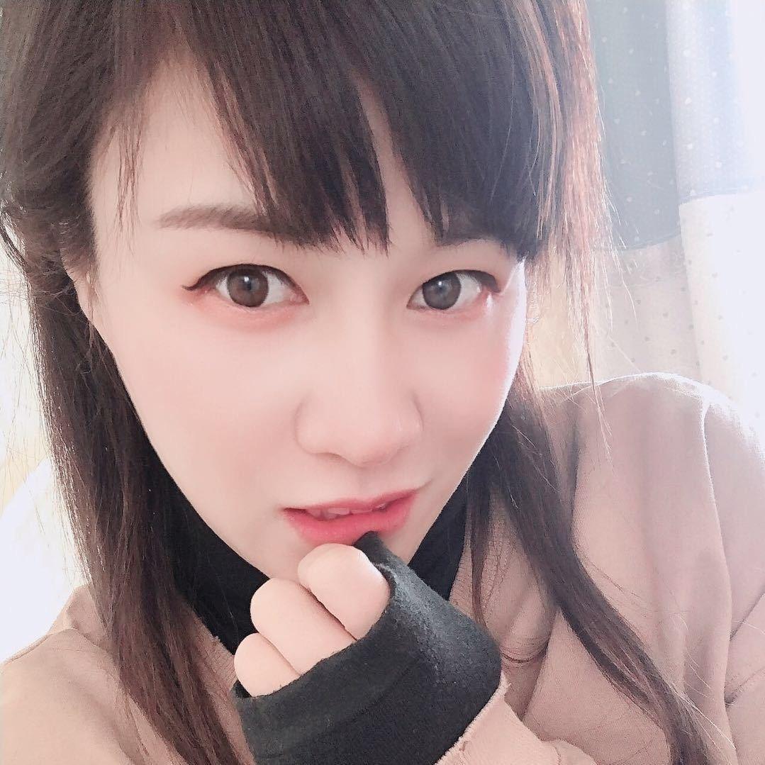 希希牛仔服饰潮品