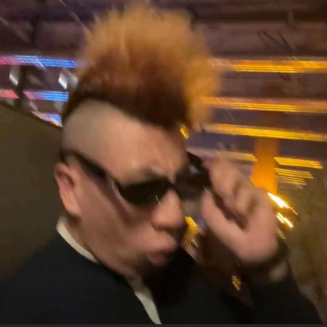 黄毛魅魔