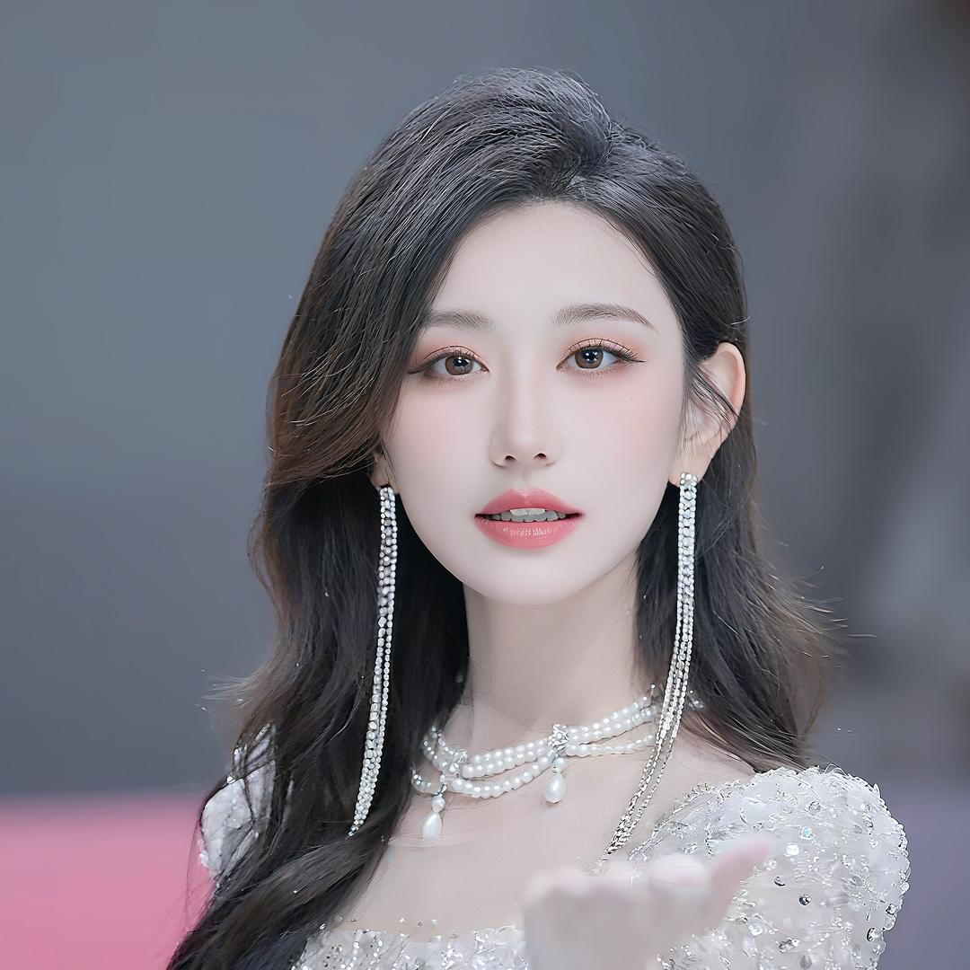 𝑇.秦瑜🐟-Nova