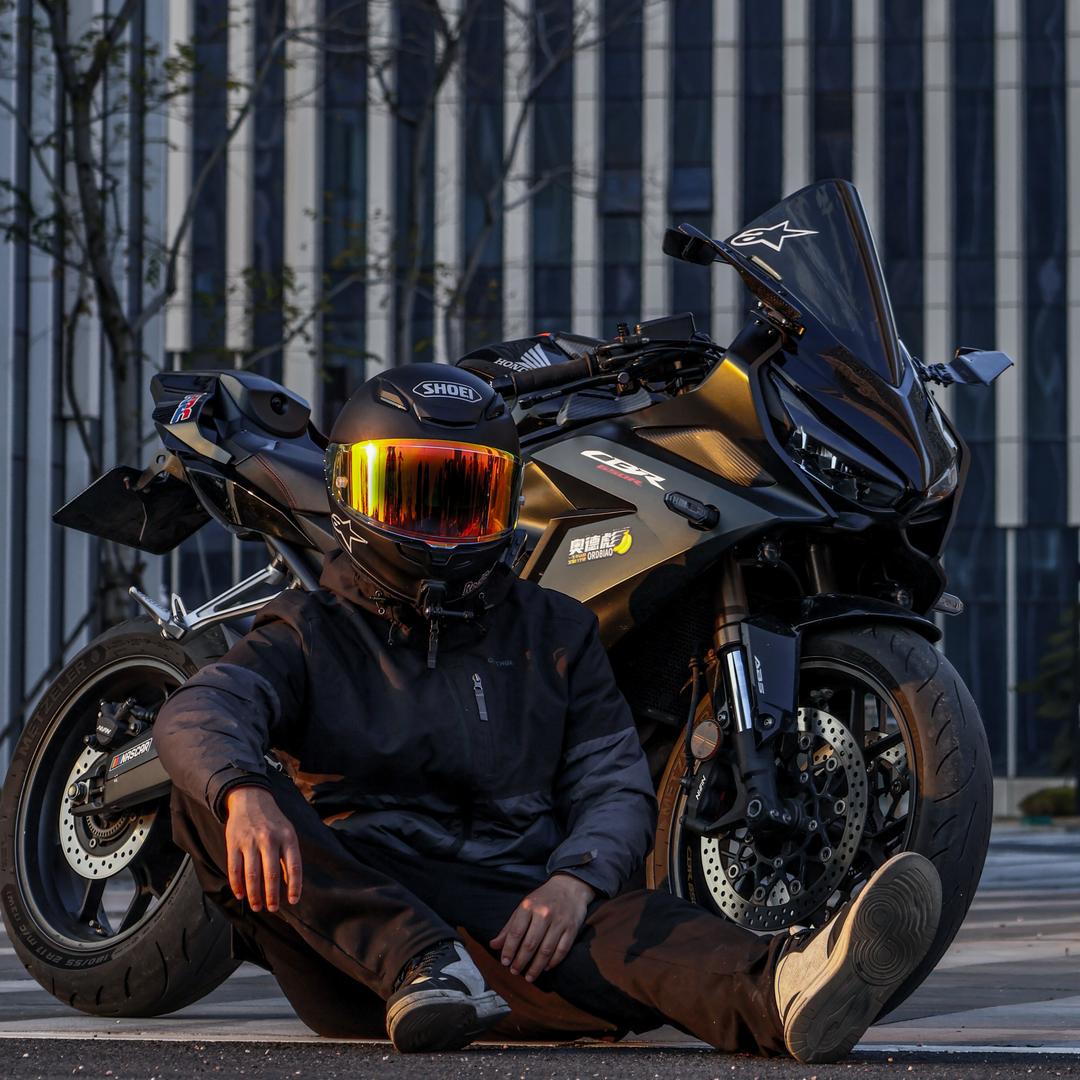 𝓬𝔂𝓼__豆沙雕