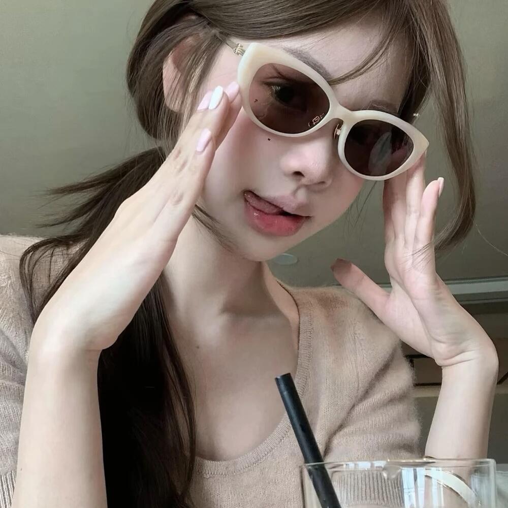 小菲