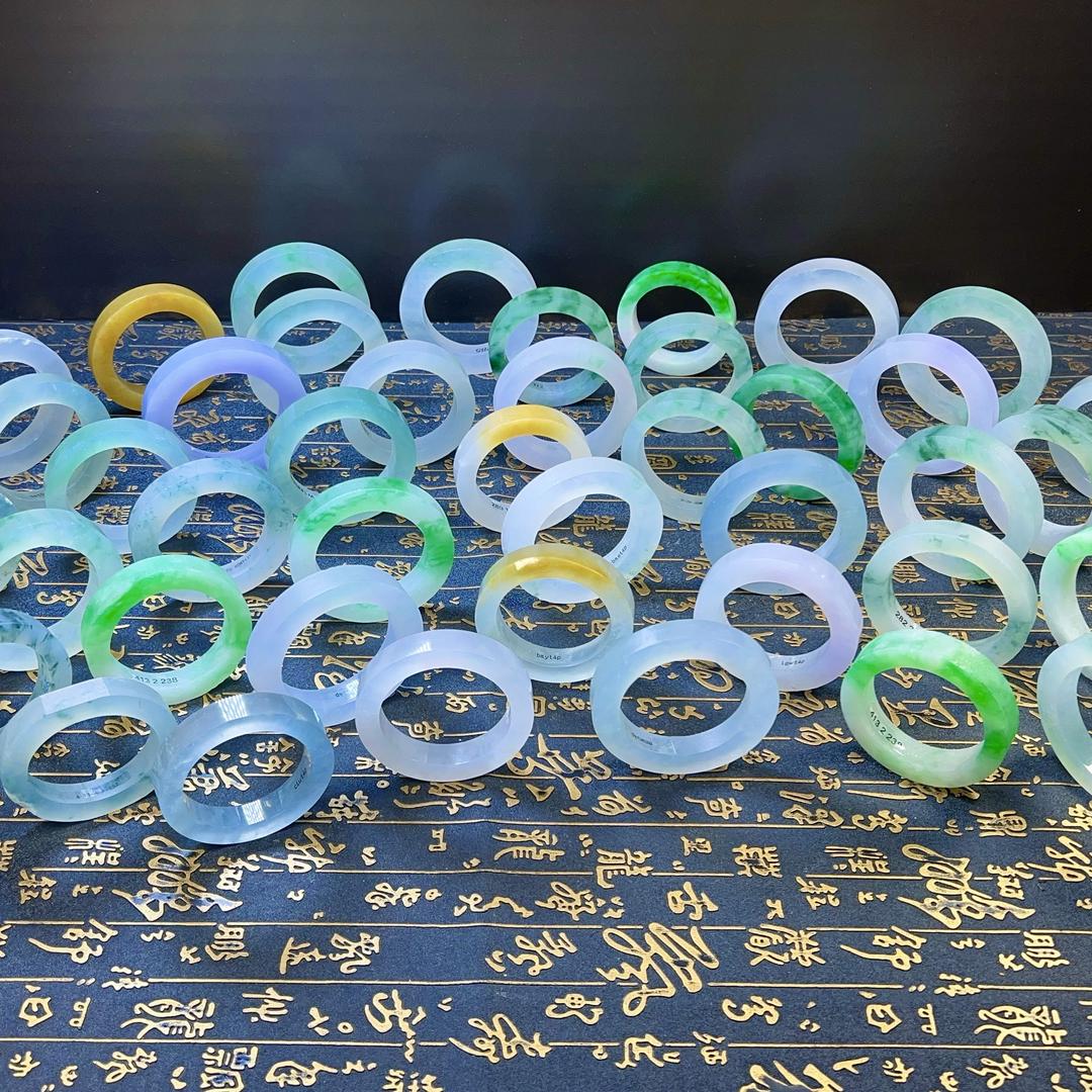 滨滨-中高端翡翠手镯