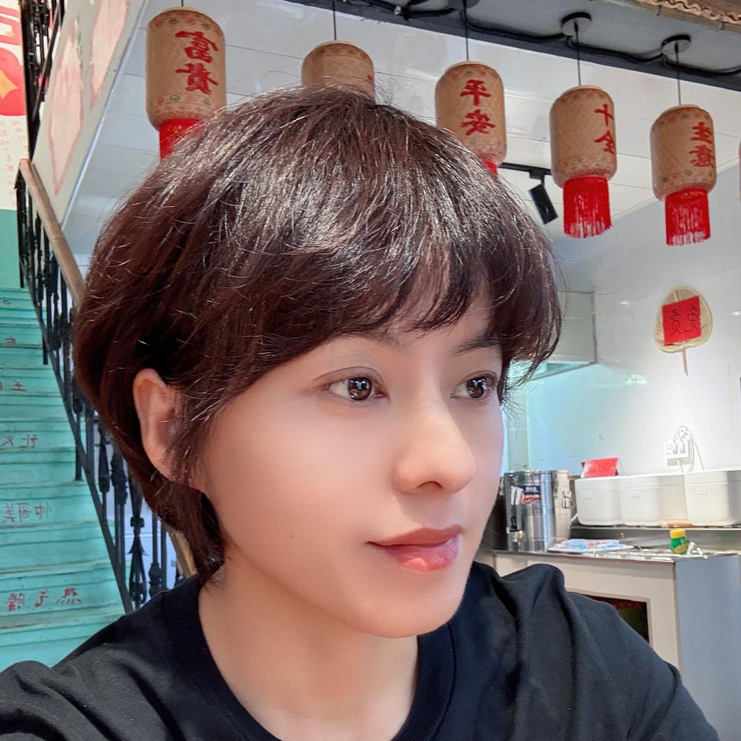 哈尔滨艳儿姐的冒菜店