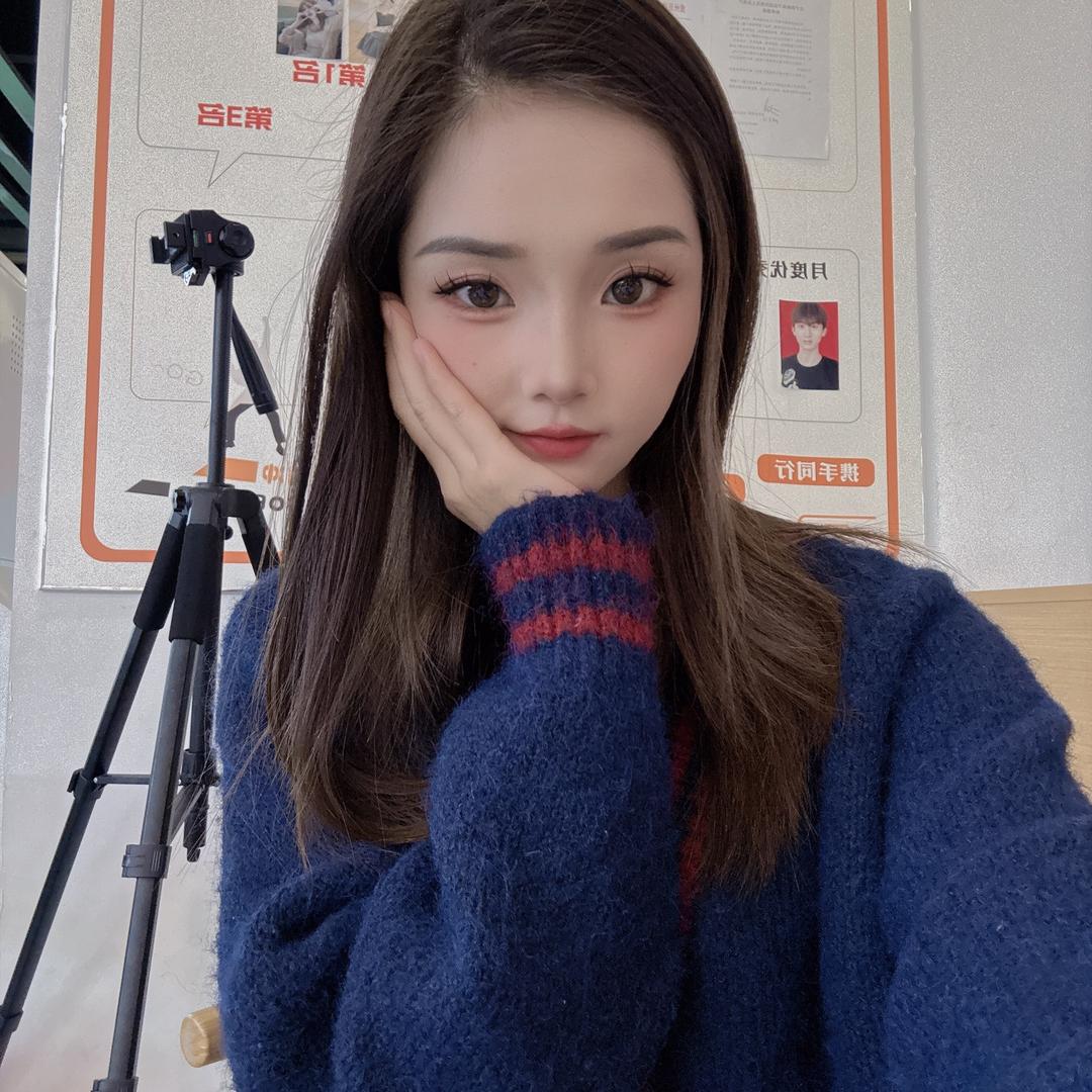 草莓🍓（小梅）