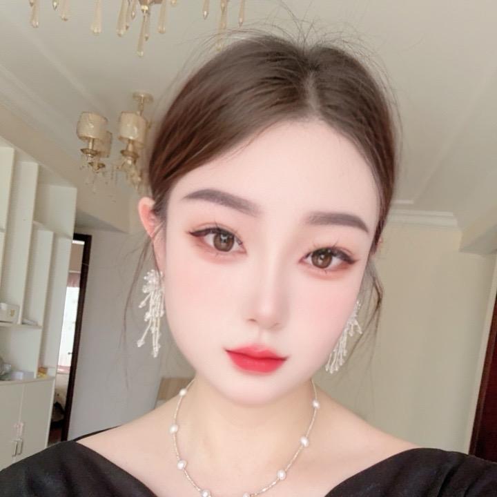 是珊珊吖