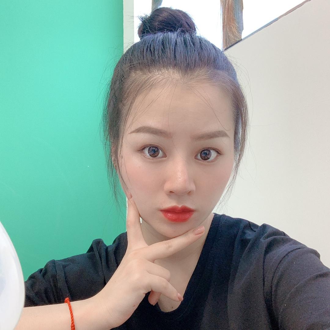 三草两木杨小妹
