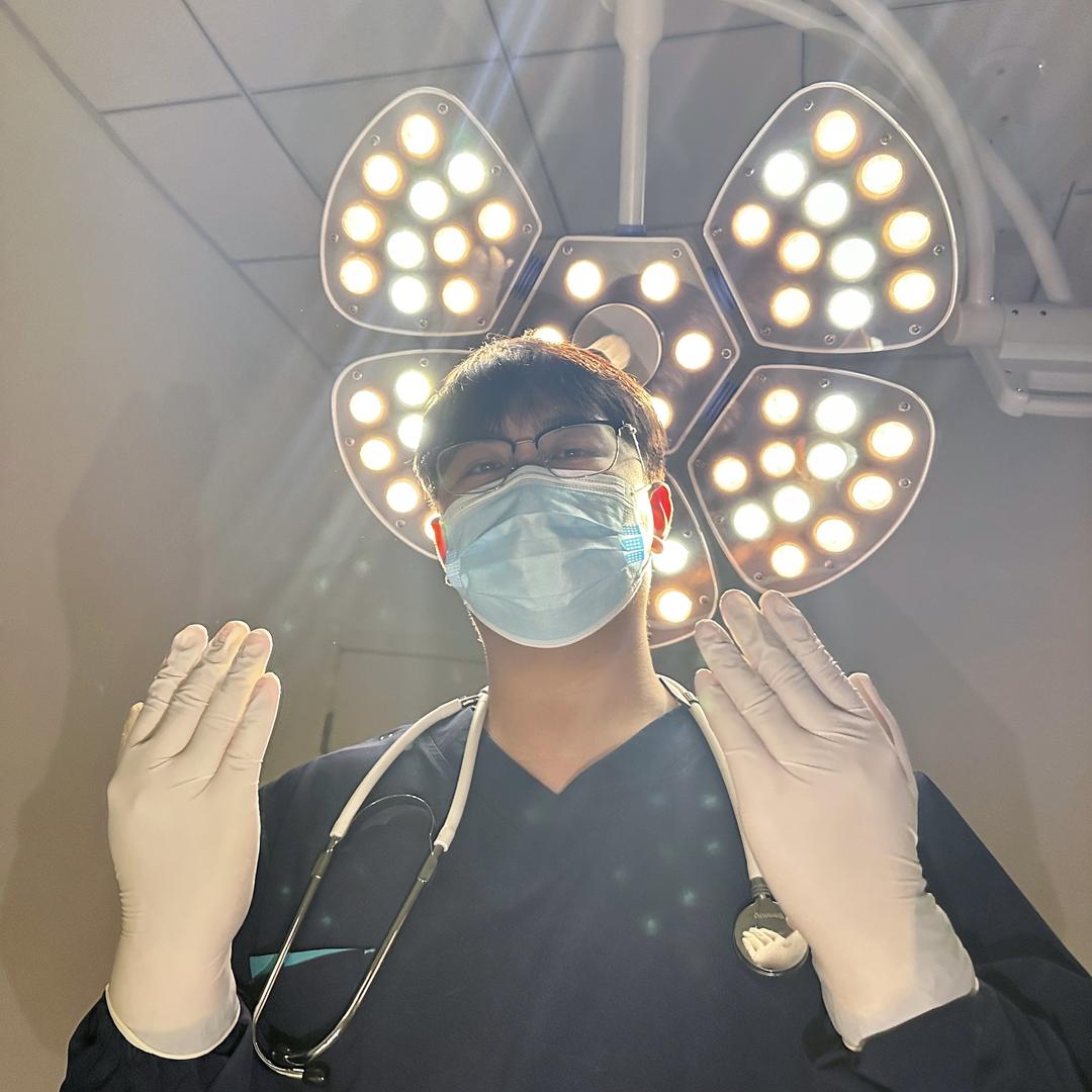 00后宠物医院高院长