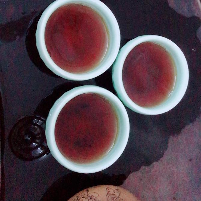 🇨🇳  神  秘  人