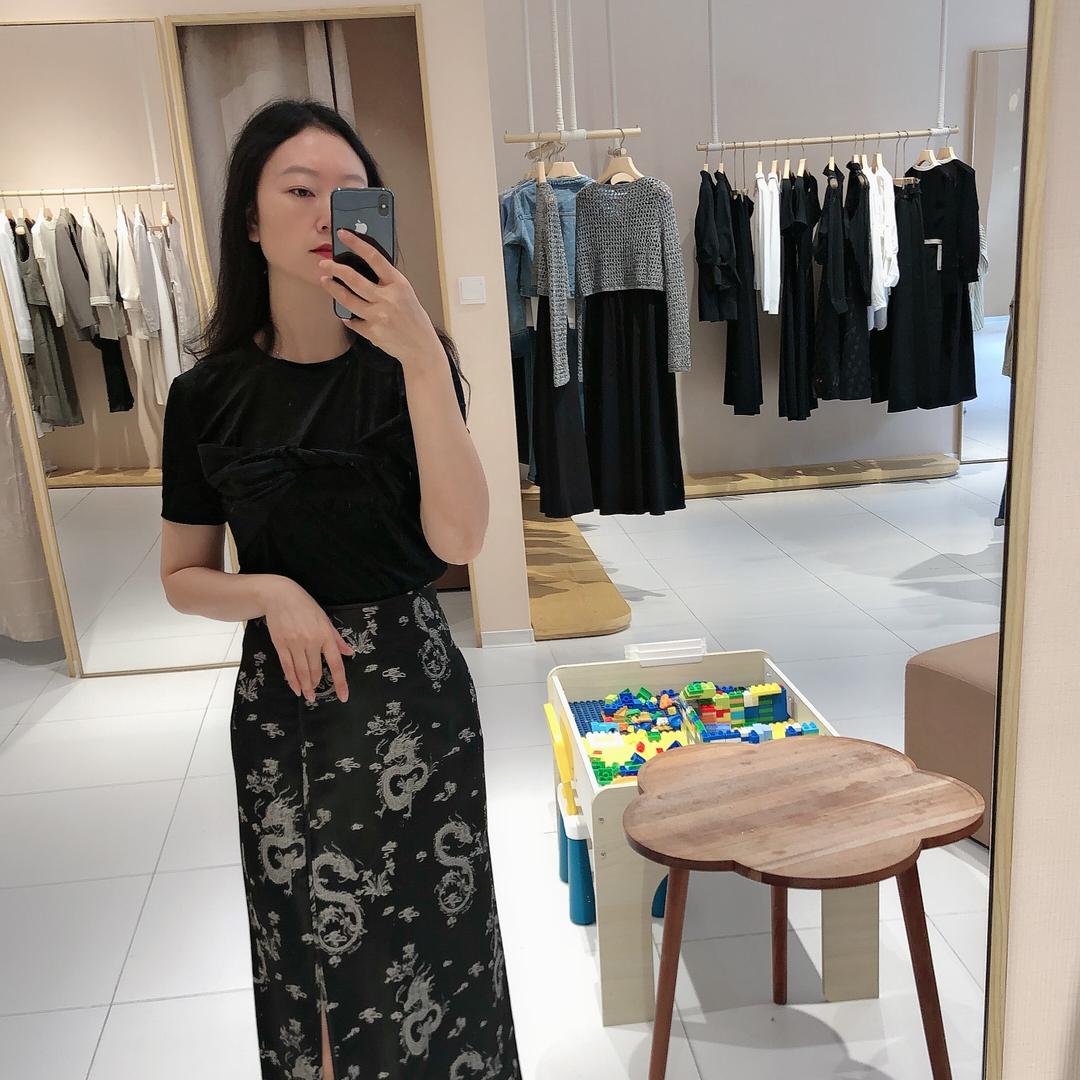 @水云间奥莱店娟娟