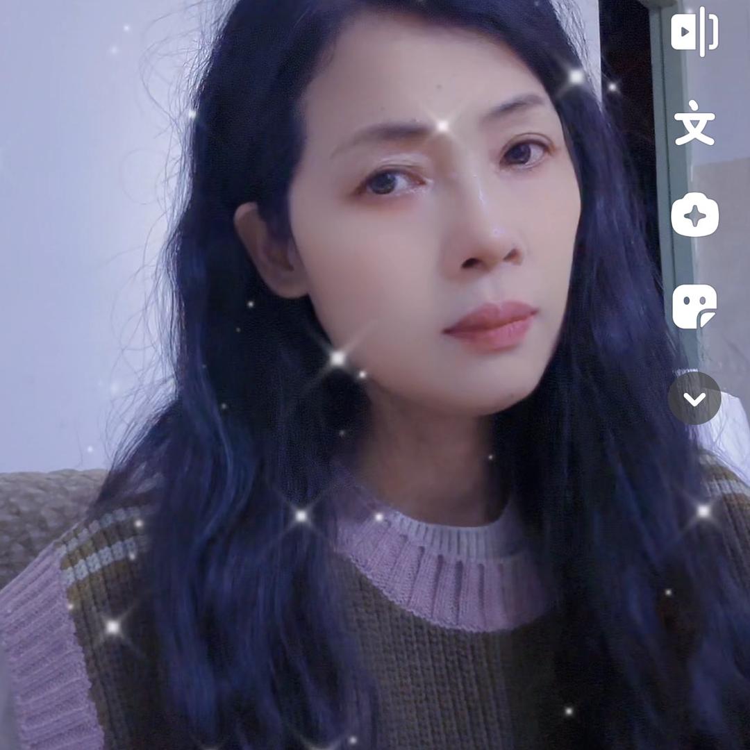 晶晶姐…..
