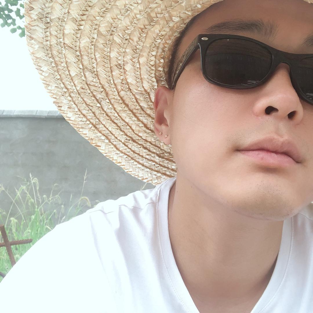 英俊潇洒又能打