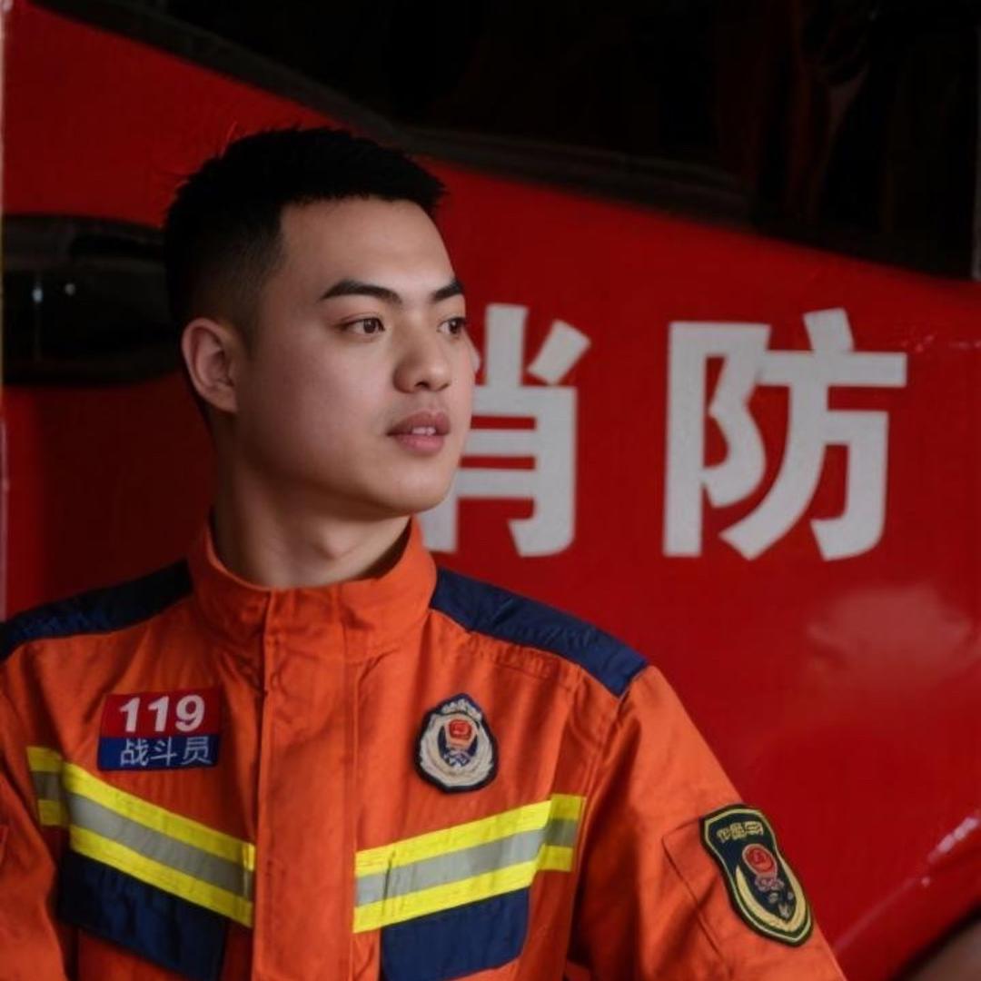 小灿🚒