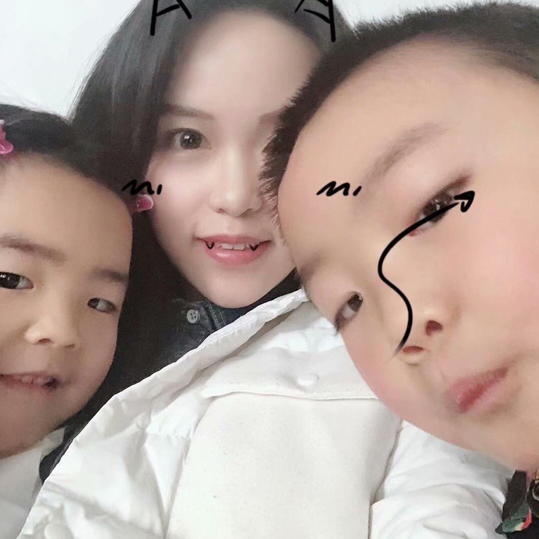 唯三唯头像