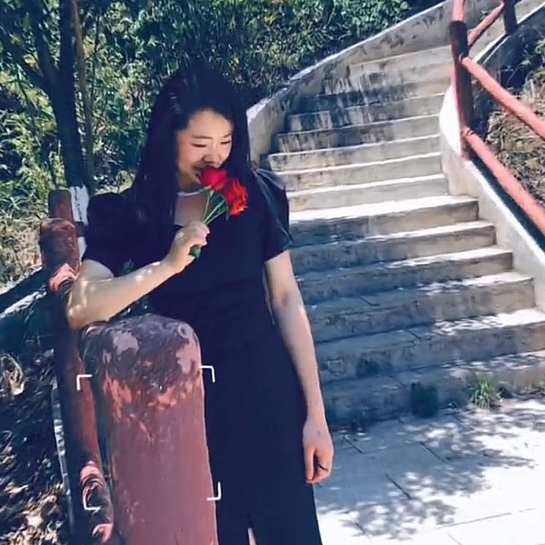 魅力女人服饰清货号