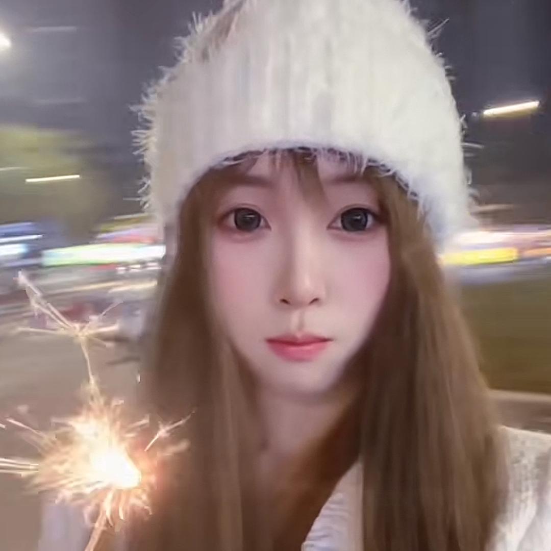 微微姑娘（贝微微）