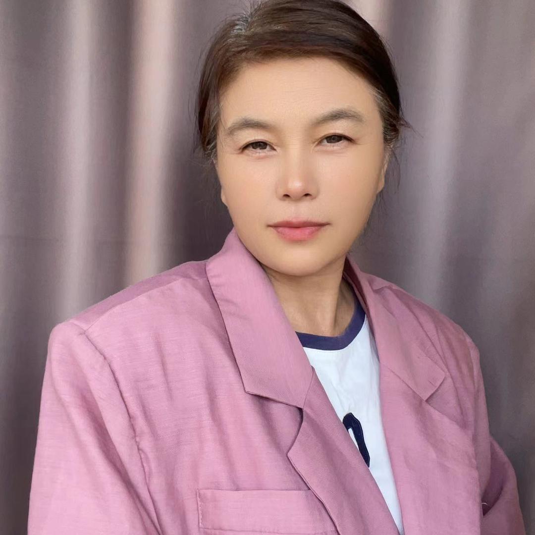 秀姐（凡13）早上9，10分