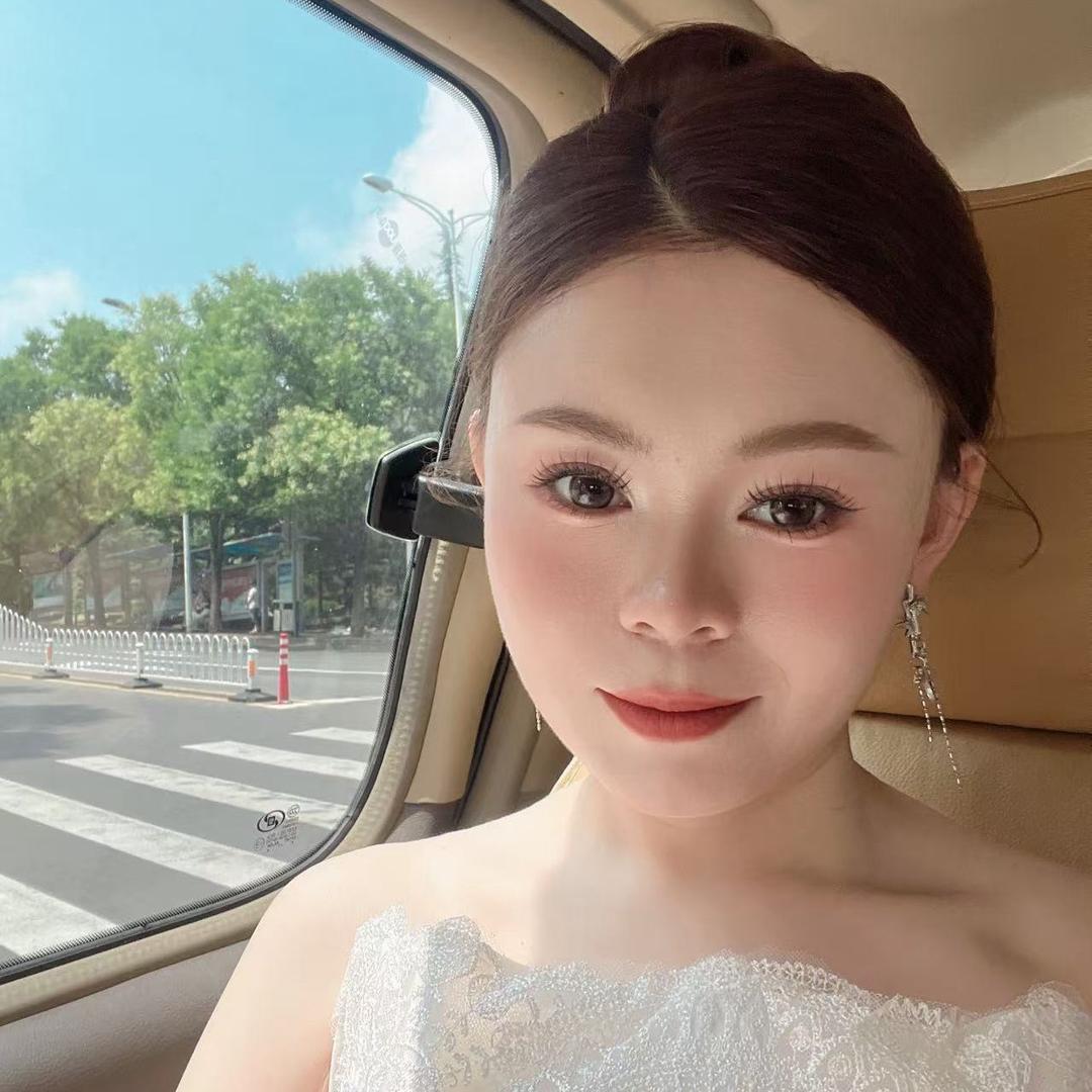 爱丽丝丝儿~