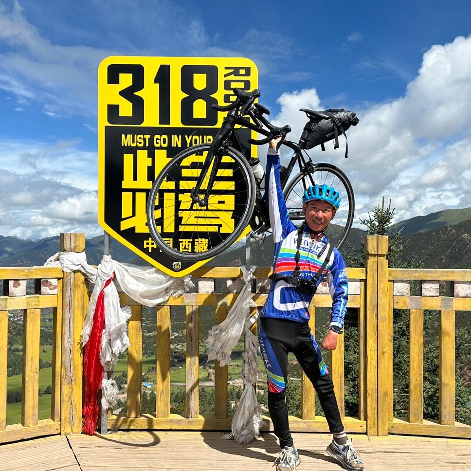 80后残疾大叔喜欢骑行唱歌