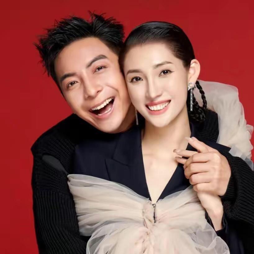 广东大狼狗夫妇微助理