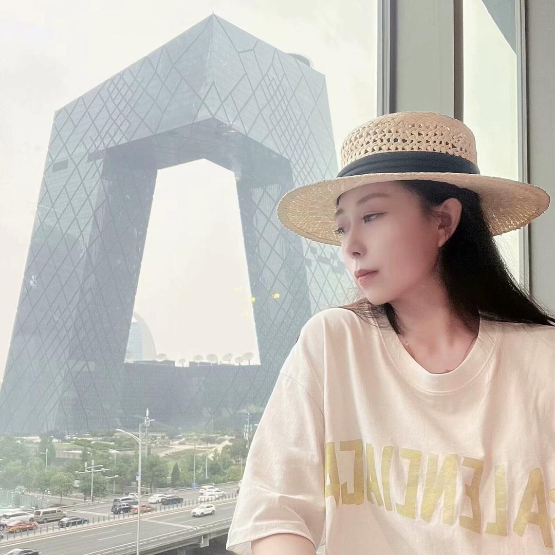 原来是米娜