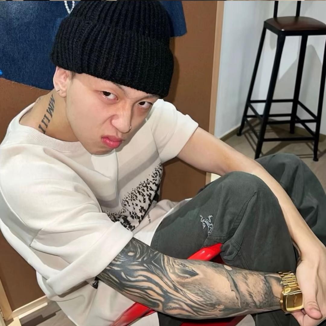 吴帅克