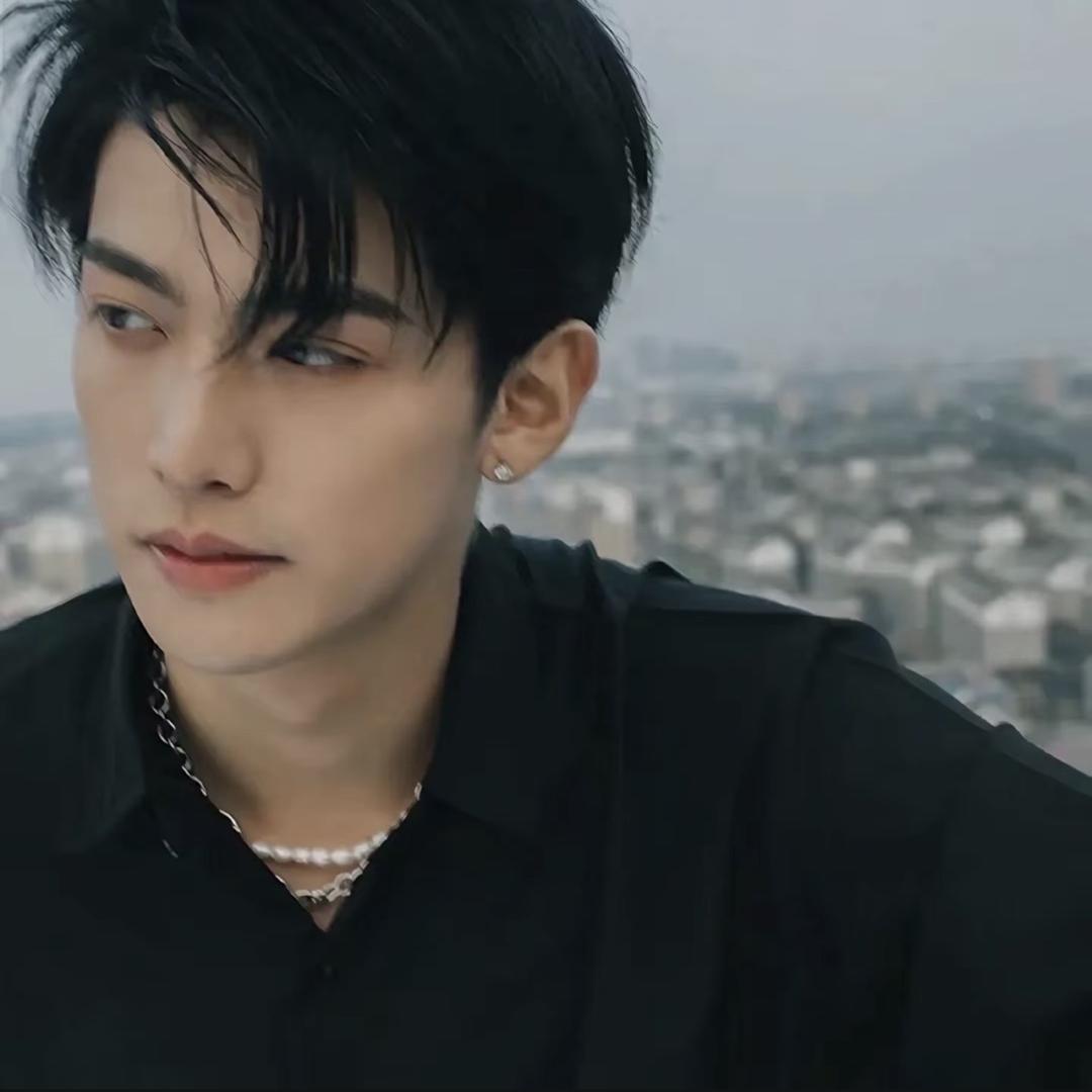 甄选优质服饰搭配