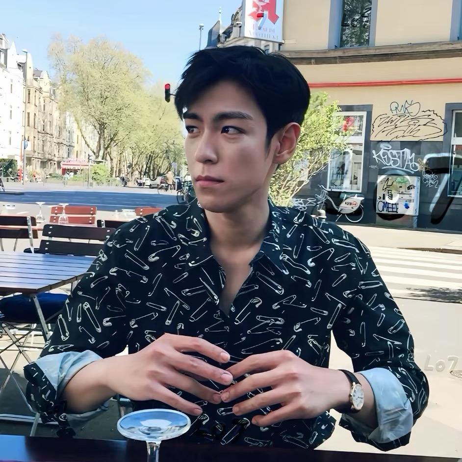 飞机碎盖怎么留