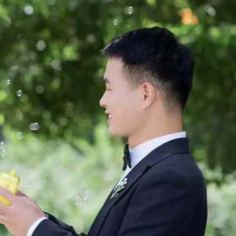 深圳市珞薇服饰有限公司