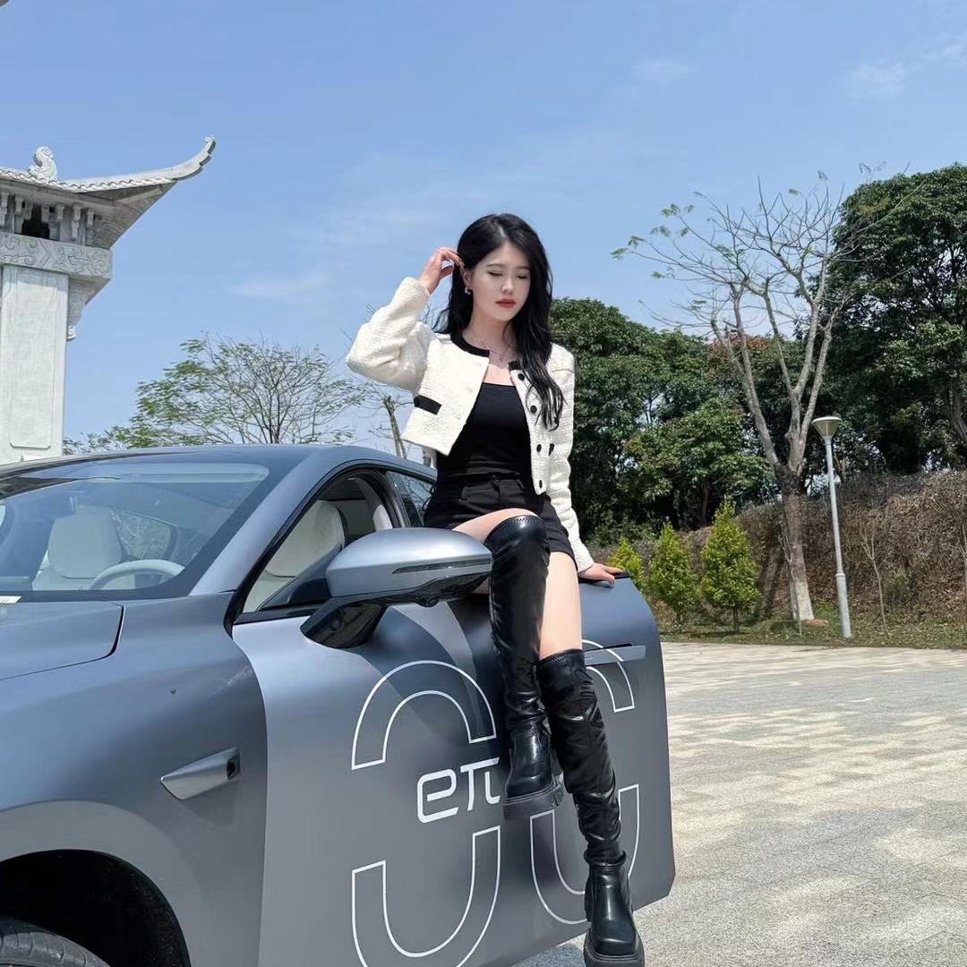 东风奕派鑫世纪店（云云）