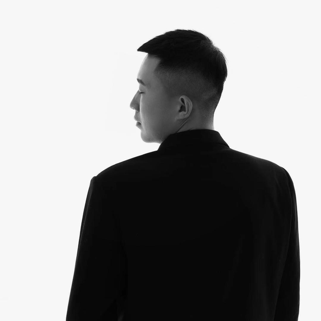 阿霖的快乐生活。