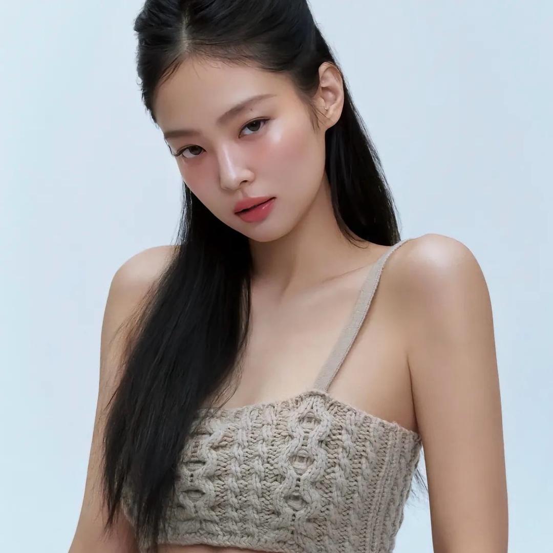 华