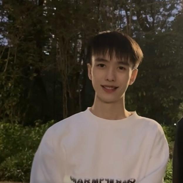 辰辰（小马天宇）