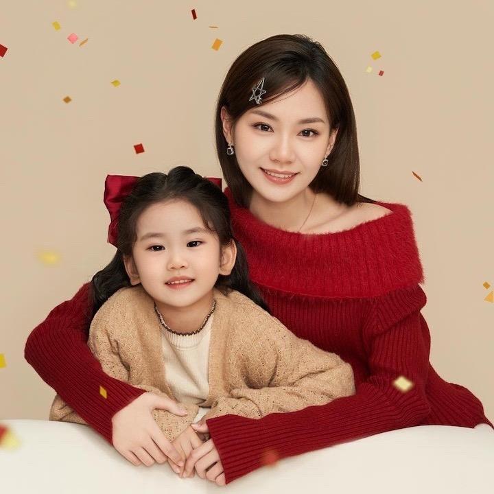 A、小菠萝烟酒店