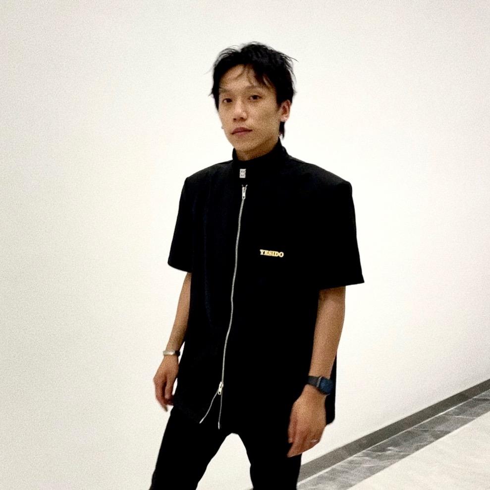 杨一减龄发型设计