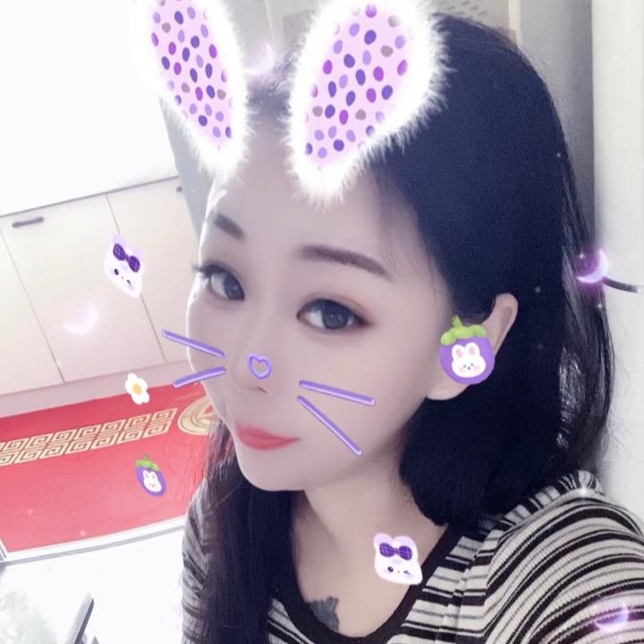 微胖大美女