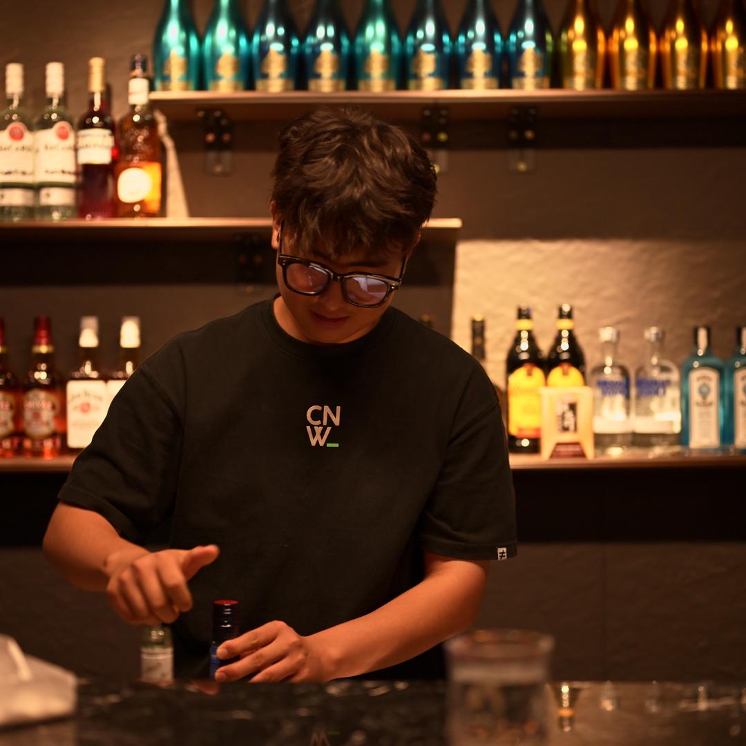 不晚酒馆小酒鬼