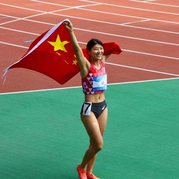 跑400的李露