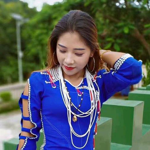 👄黑美人👄