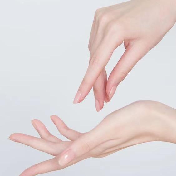青青指间美学