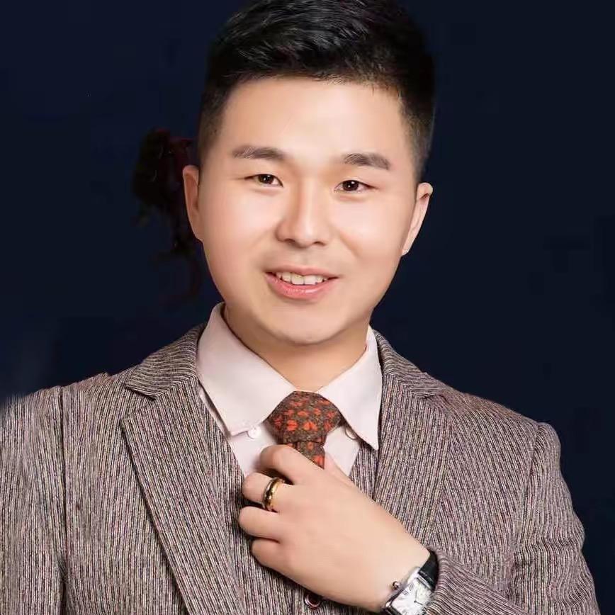 百年玉匠车间徐厂长
