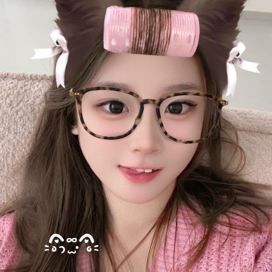 小怡の美妆日记的头像