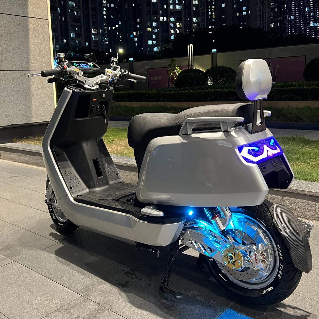 大牛实体电动车-小展