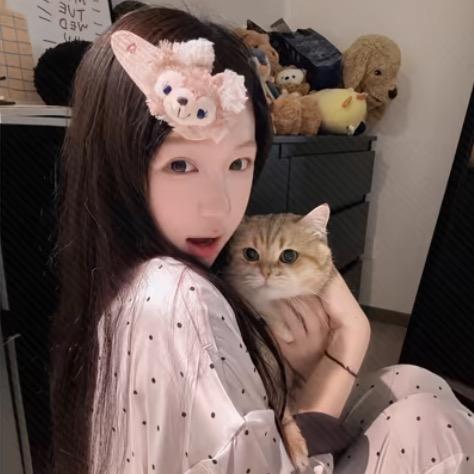 YY^