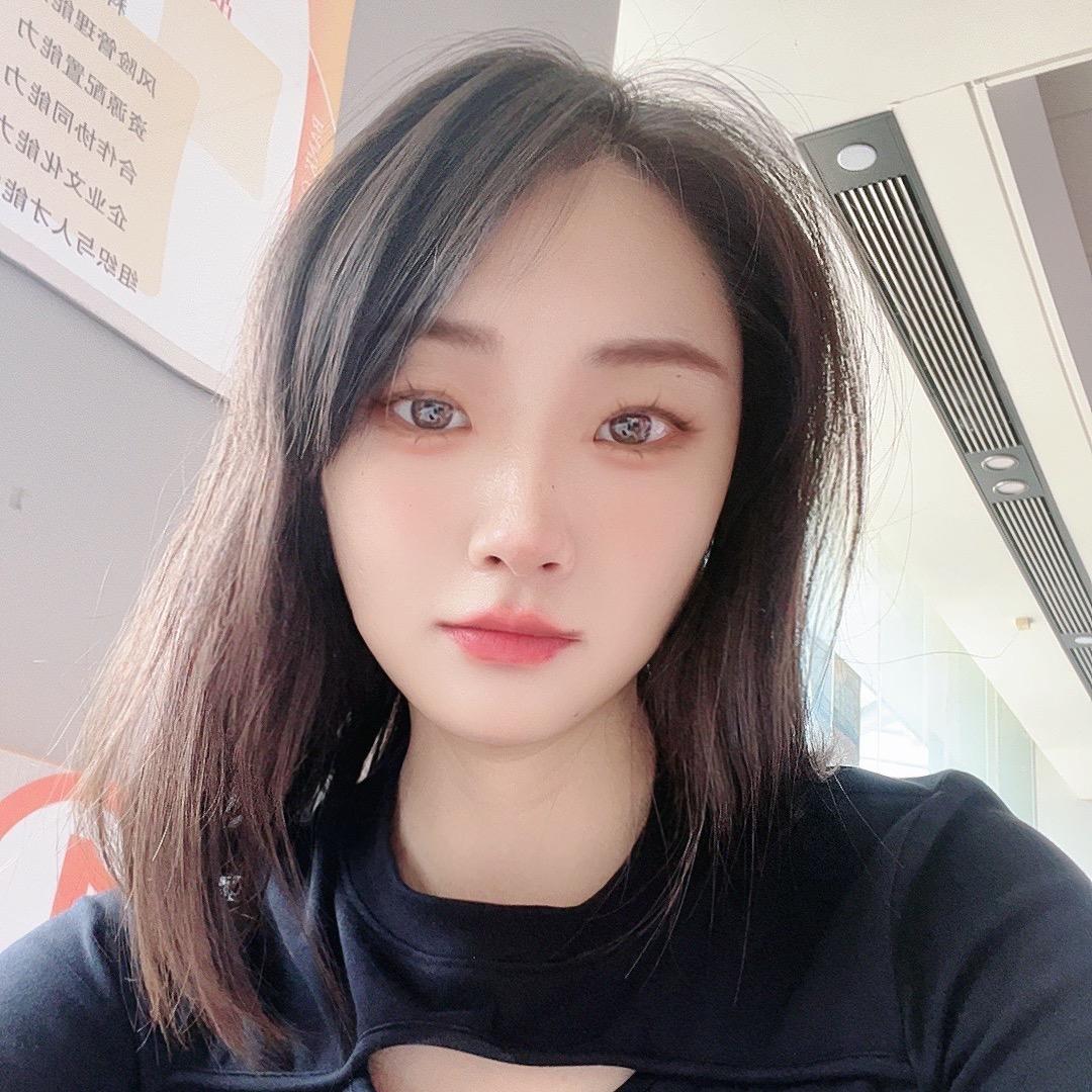 小兮爱吃螺蛳粉