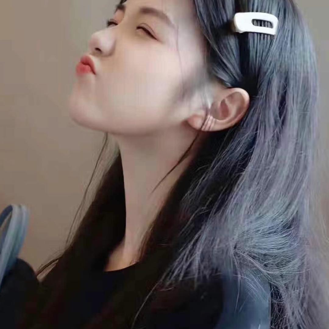 小熊睡不着。