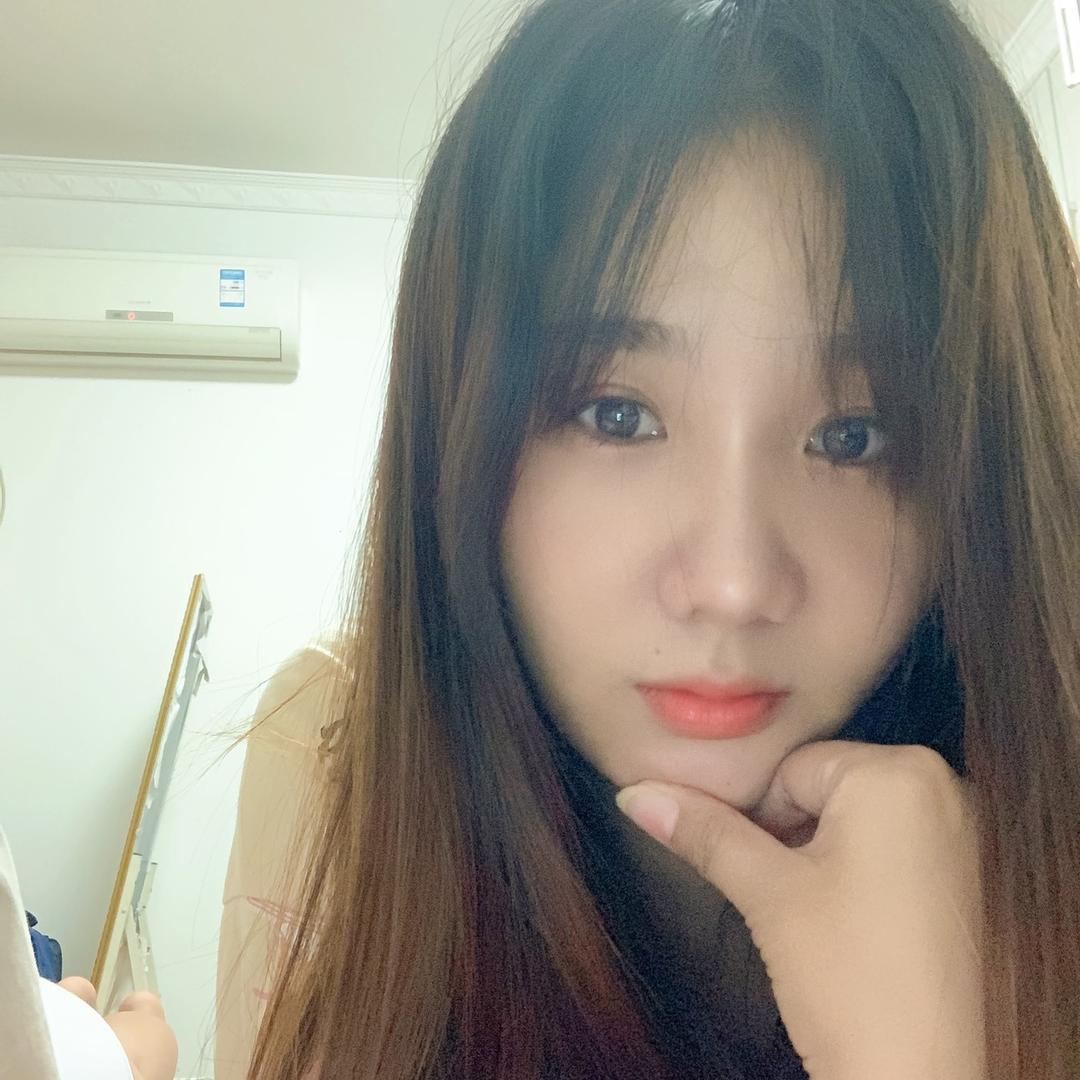白白的白
