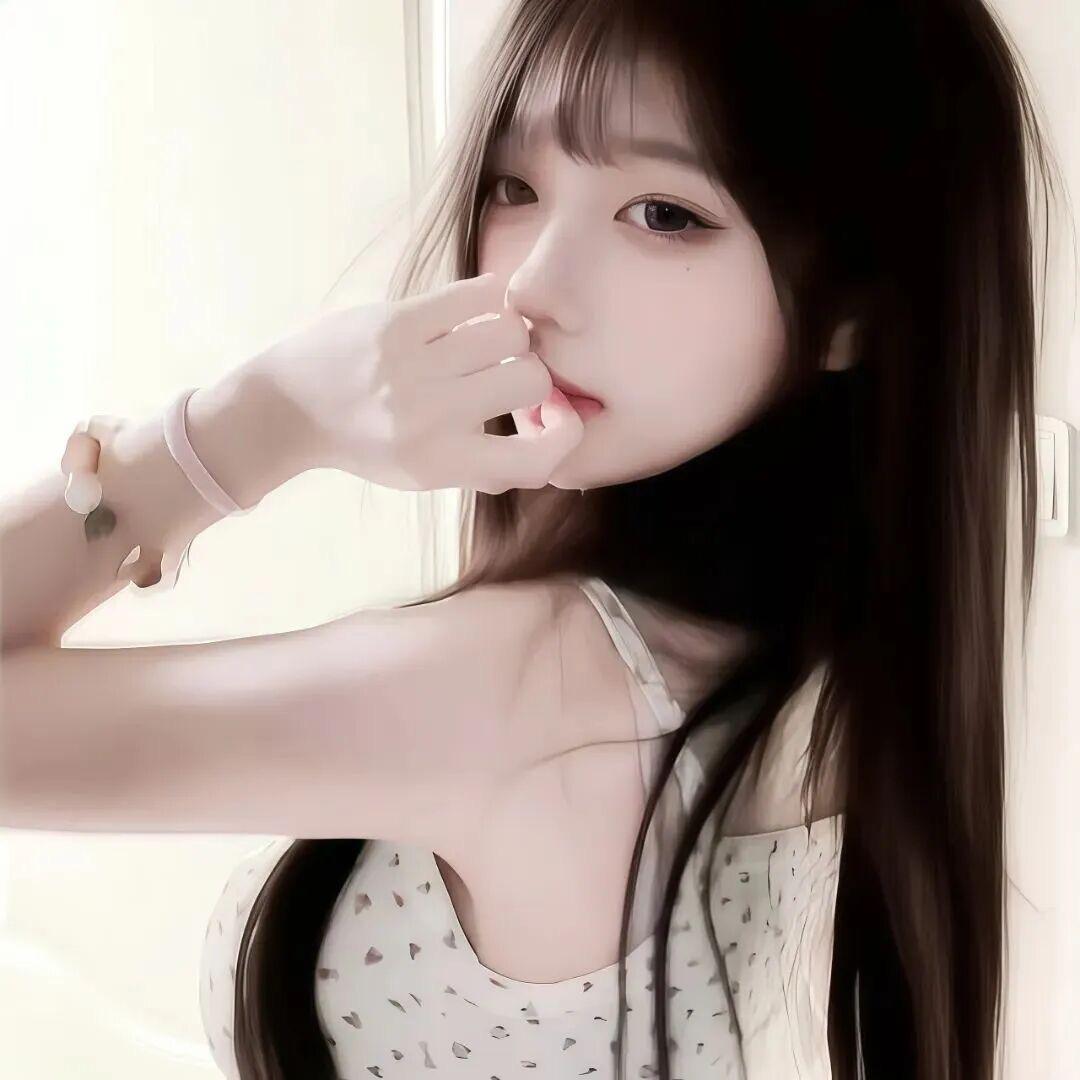 爱吃香菜.