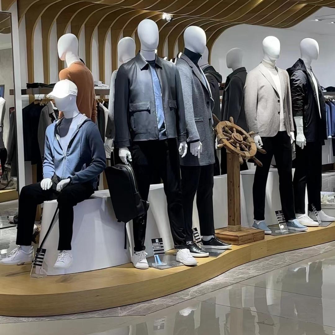 倩倩时尚男.装.小铺